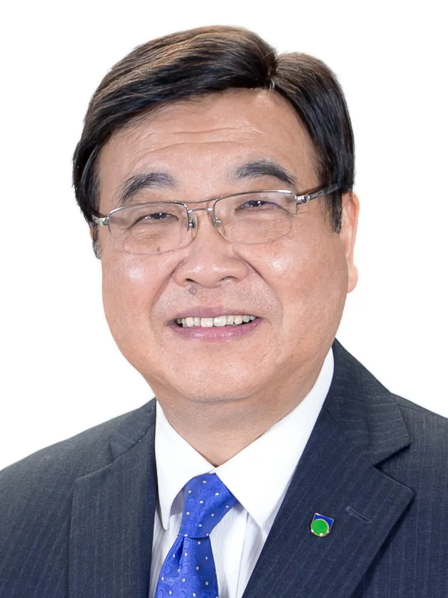 香港都會大學頒授榮譽博士學位予三位傑出學者