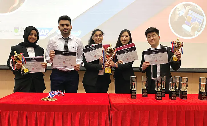 Business students win award in the Enterprise Resource Management Competition