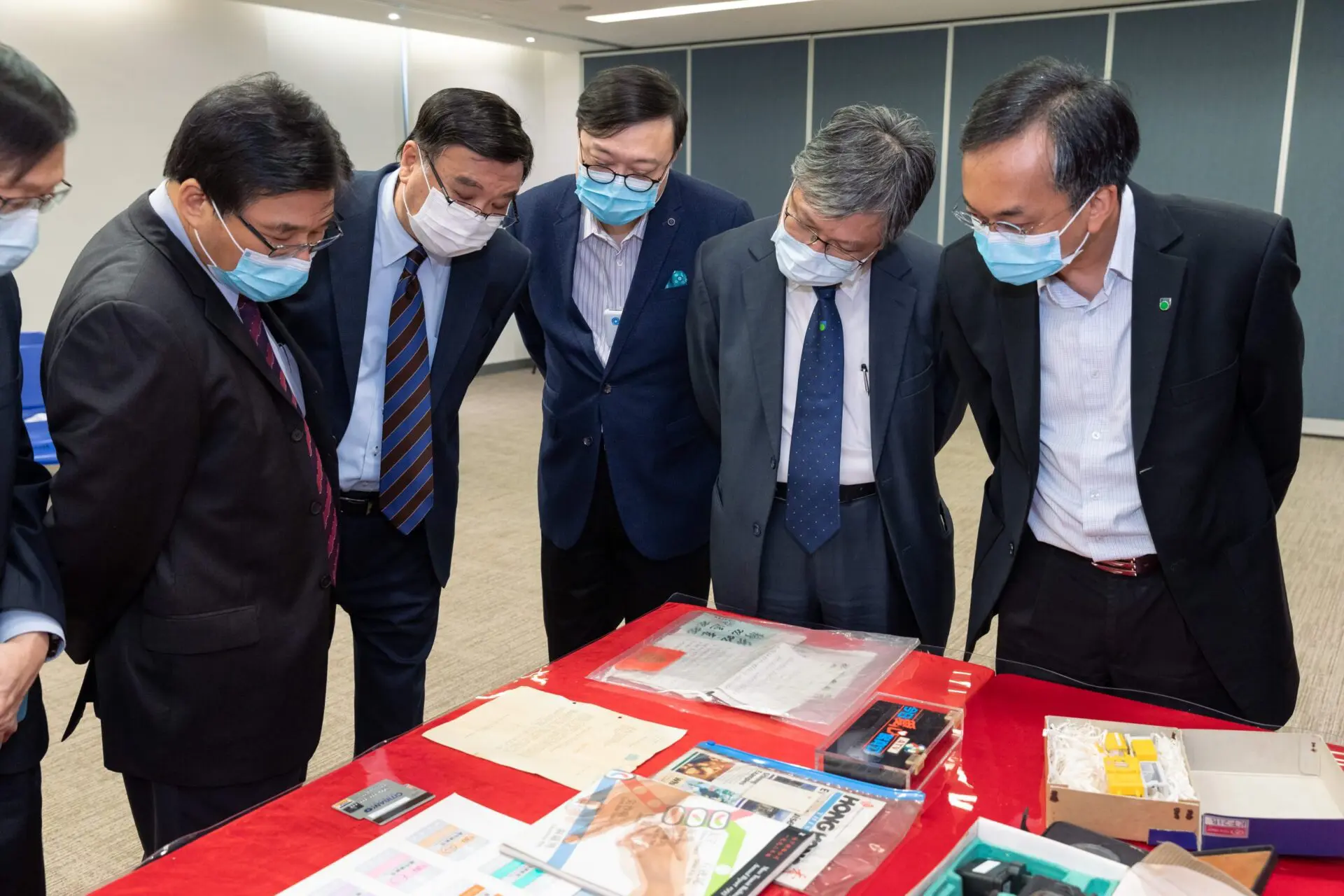 公开大学开启正校园时光锦囊