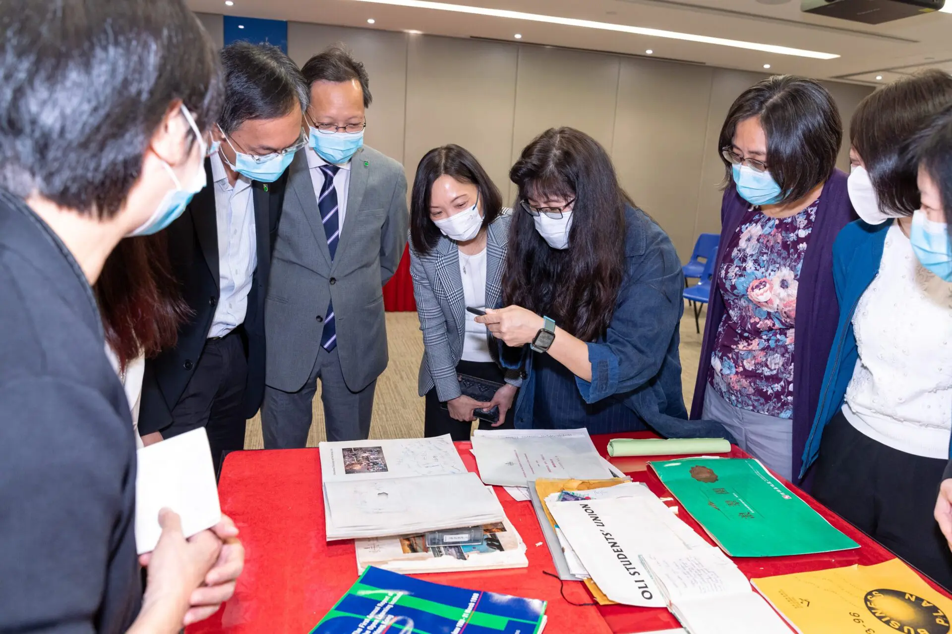 公开大学开启正校园时光锦囊