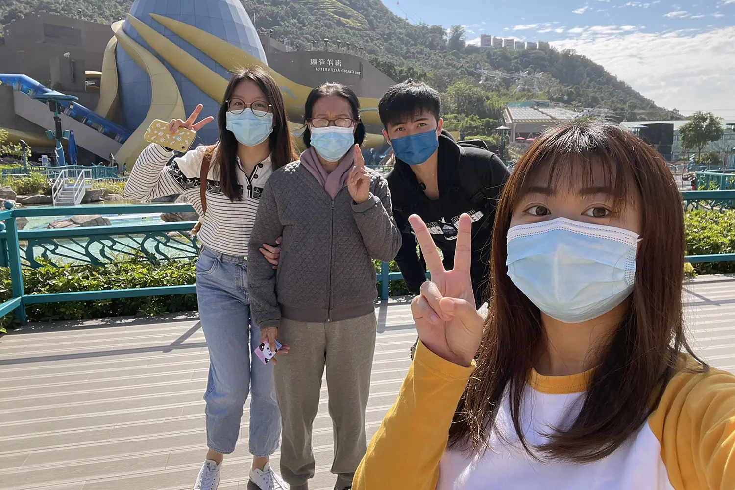 HKMU students help elderly fulfill their dreams