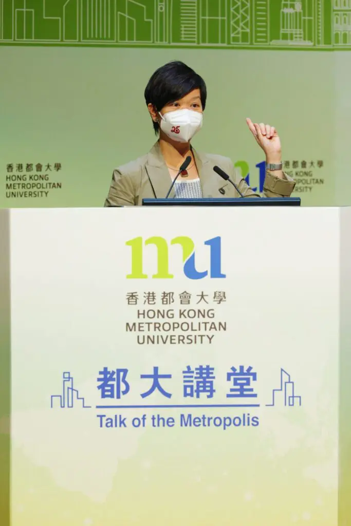 房屋局局长於「都大讲堂」谈「方舱精神」分享兴建社区隔离设施的经验和启发