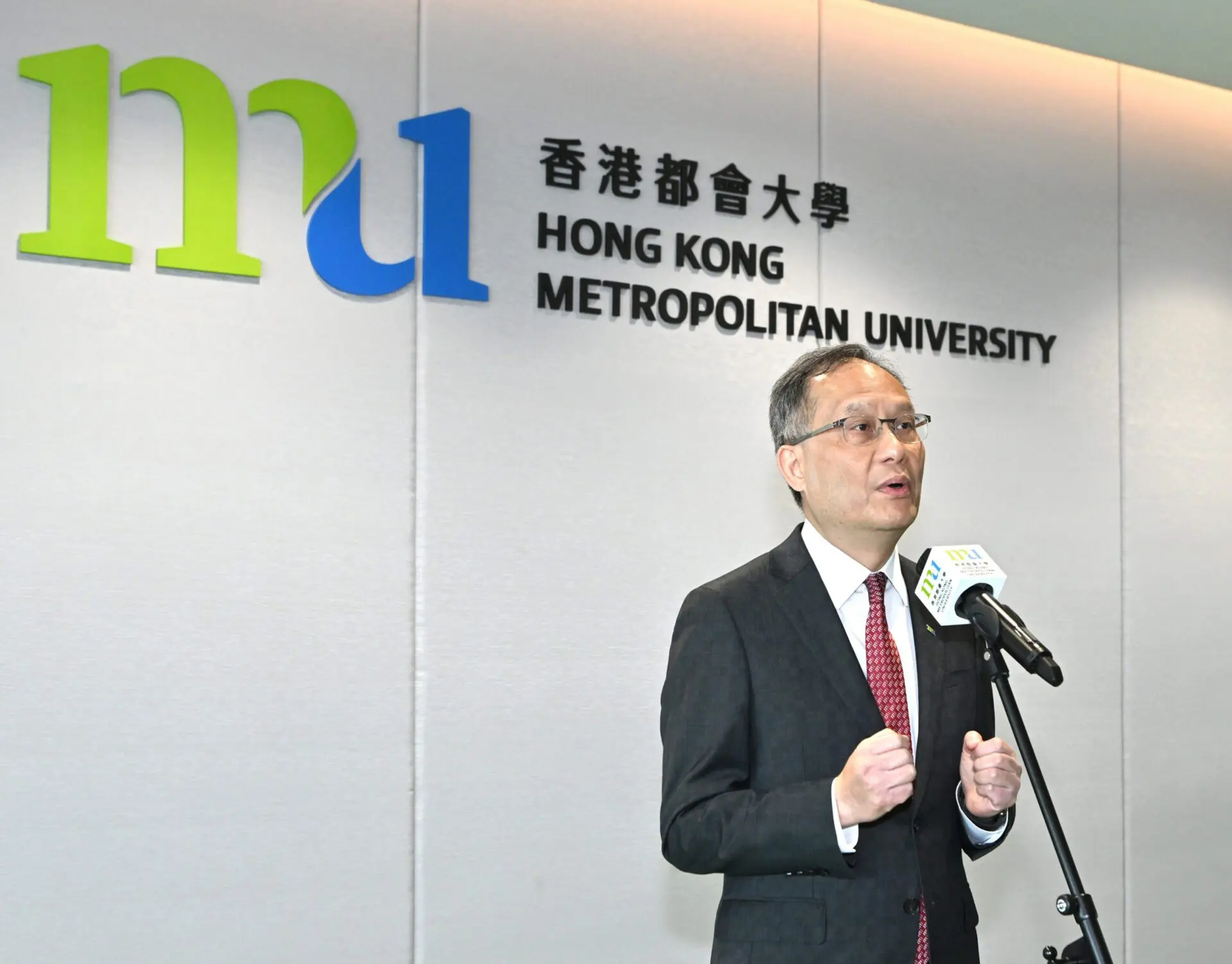 都会大学灵活办学  迅速回应社会需求