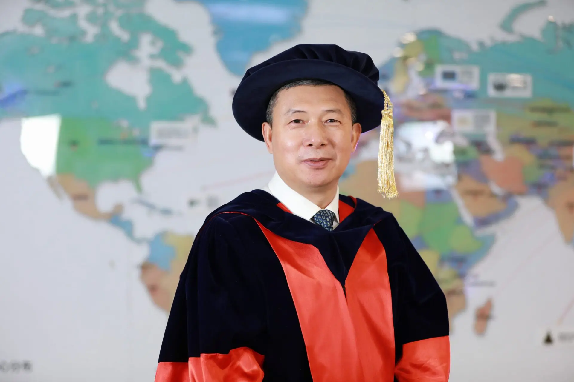 HKMU confers Honorary Degrees on three outstanding academics