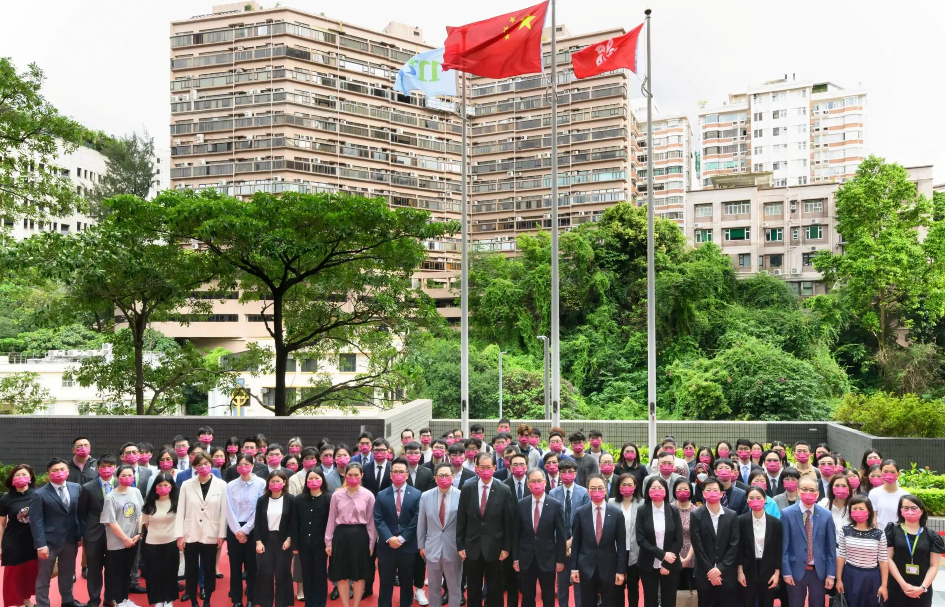 HKMU holds flag-raising ceremony to commemoratethe 25th anniversary of the establishment of the HKSAR