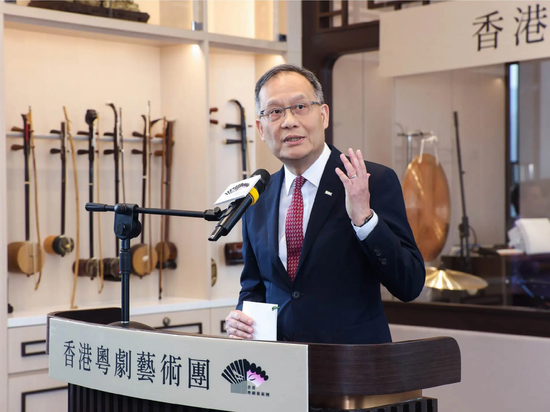 HKMU to establish the Ina Ho Cantonese Opera Research Centre to promote the development of Cantonese Opera