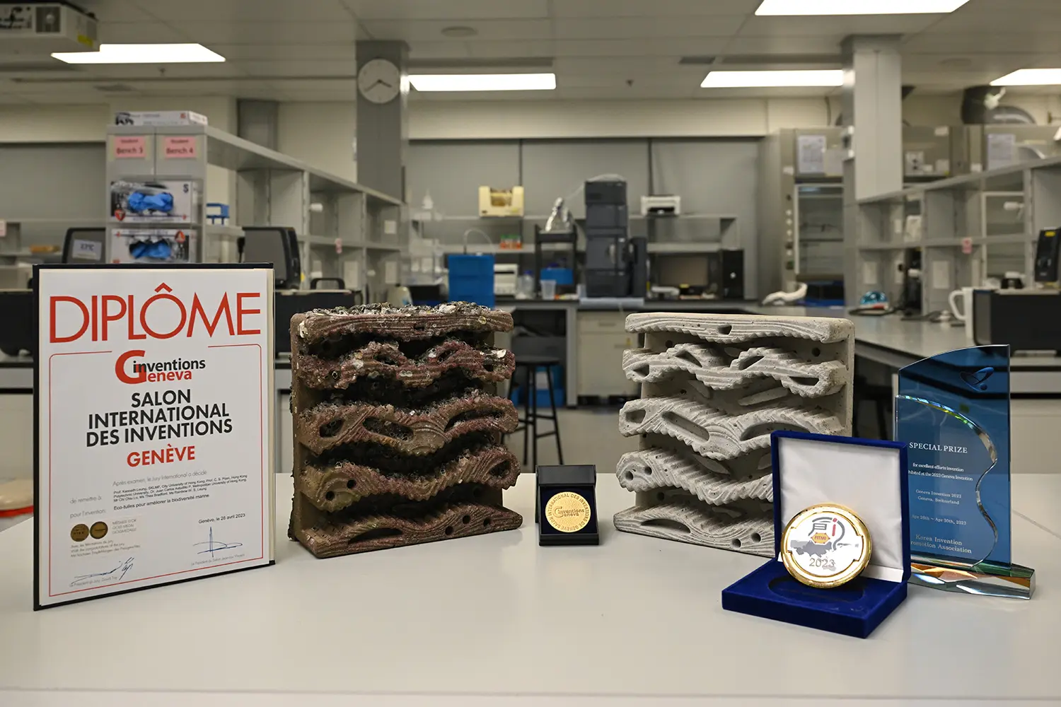 HKMU researcher contributes to ocean health through collaborative project on development of eco-friendly materials for seawalls