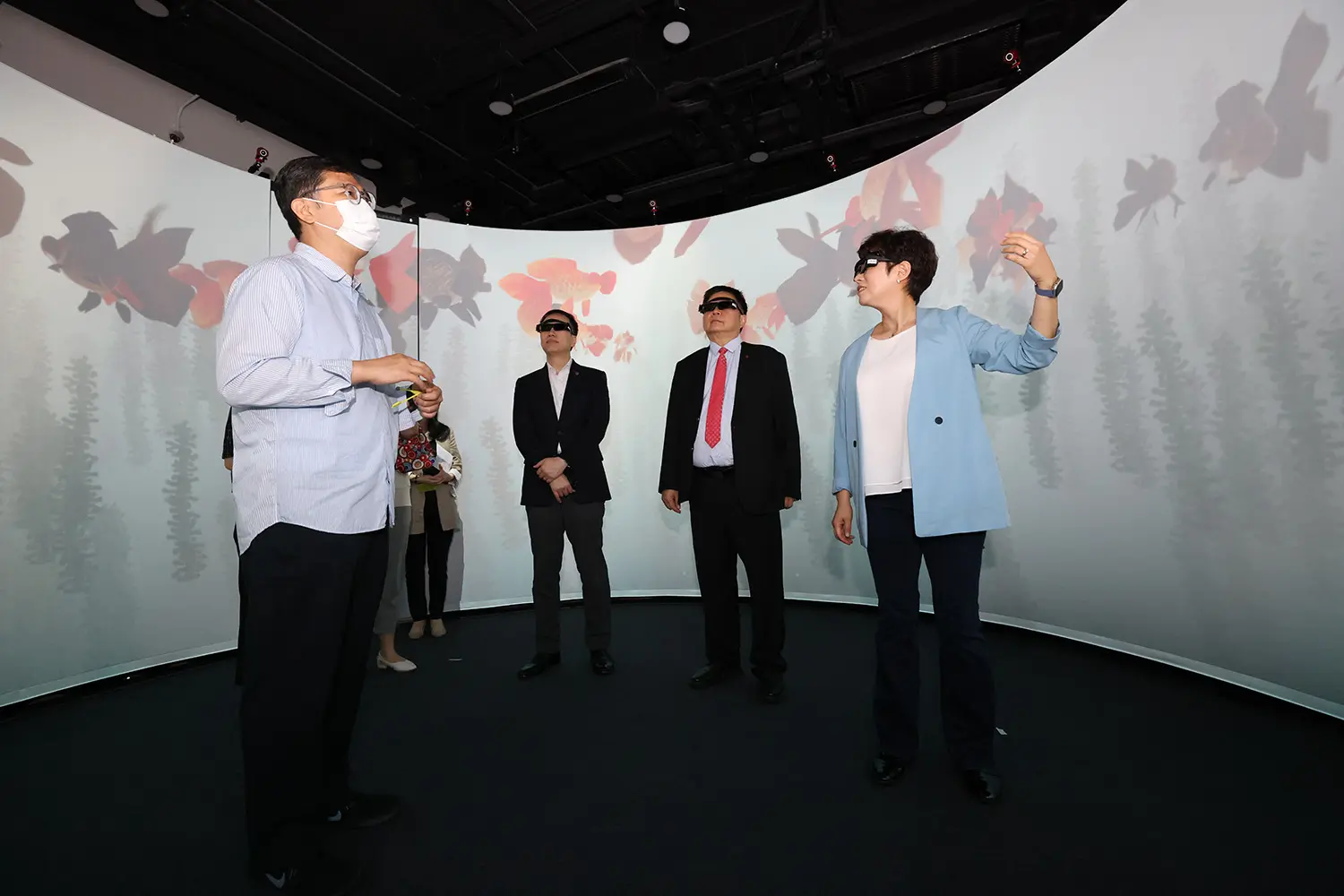 都大校董會新成員到訪大學