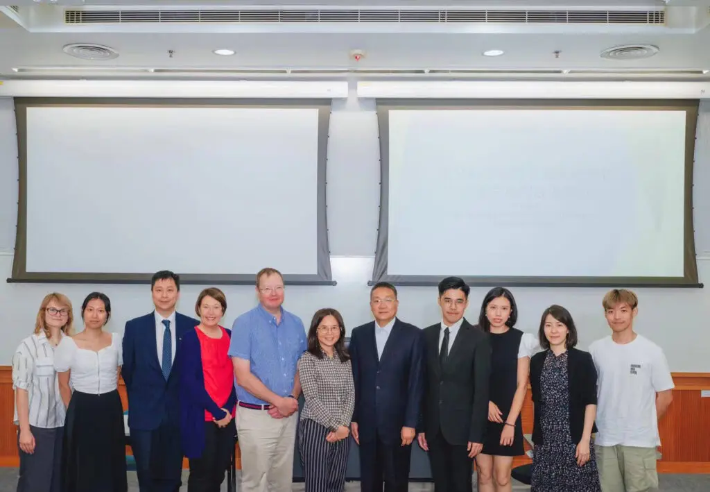 HKMU scholar co-leads an international study on a new drug for Alzheimer's disease using nanotechnology and gene therapy