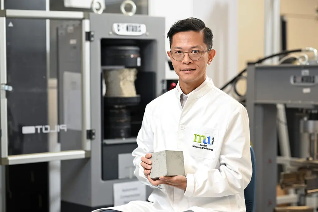 HKMU research team develops eco-bricks made from plastic waste to promote waste reduction and sustainable green building materials