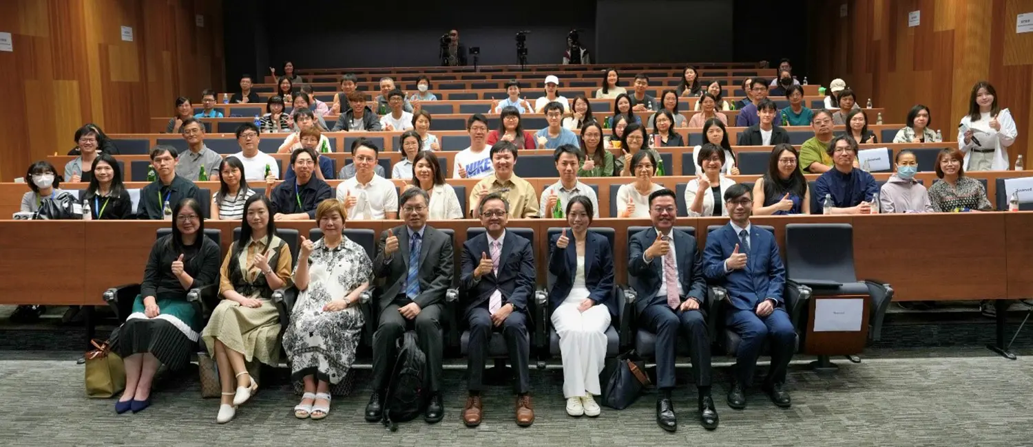 Successful public lecture: “Destined by Letters: The Preservation and Legacy of Eileen Chang, Stephen Soong and Mae Fong Soong's Manuscripts and Relics”