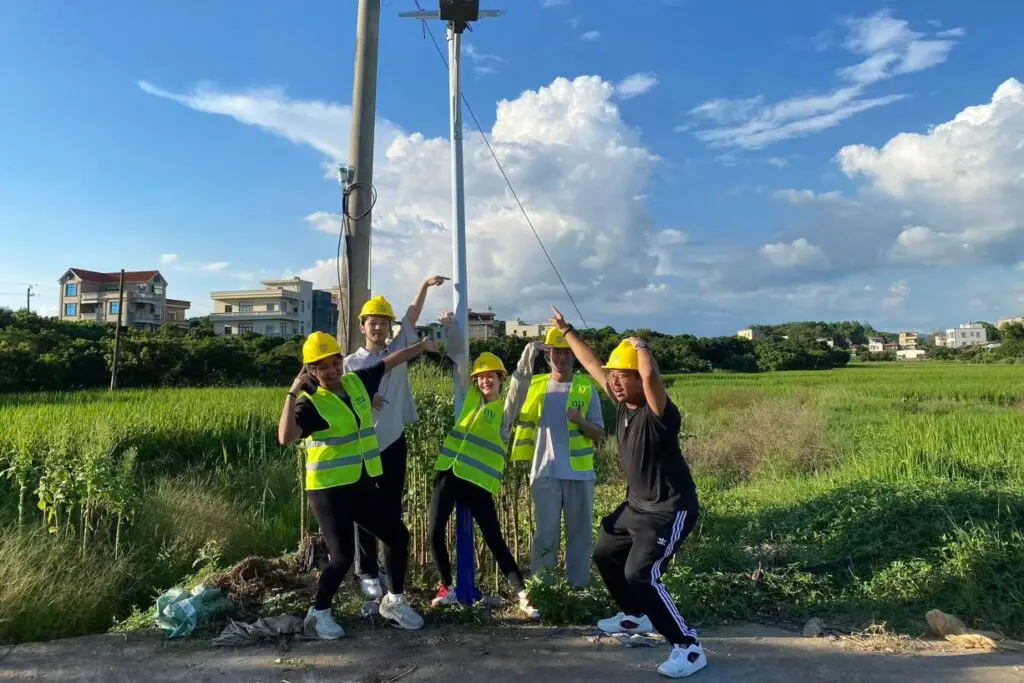 HKMU faculty and students use technology to enhance travel safety and crop harvesting in China's “hometown of lychees”