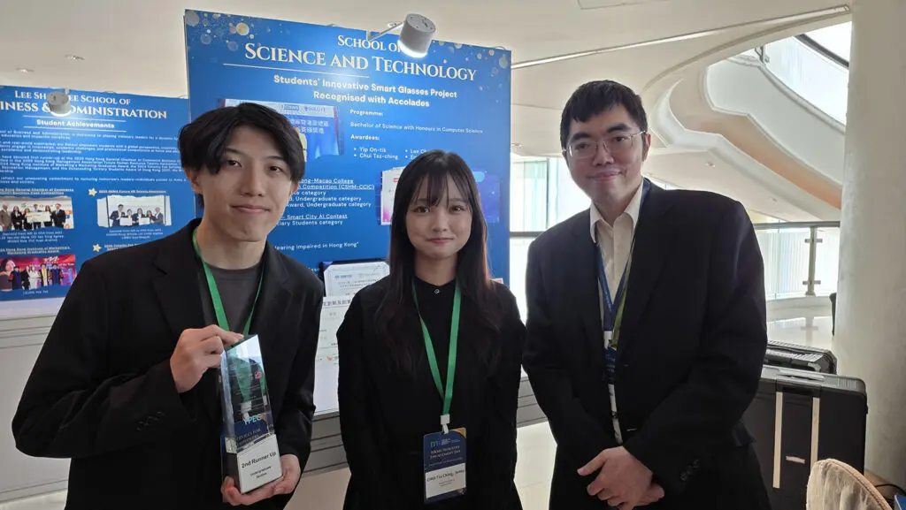 Student Smart Glasses Invention Wins Further Recognition