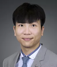 黎智富博士