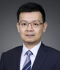 岑伟昌博士