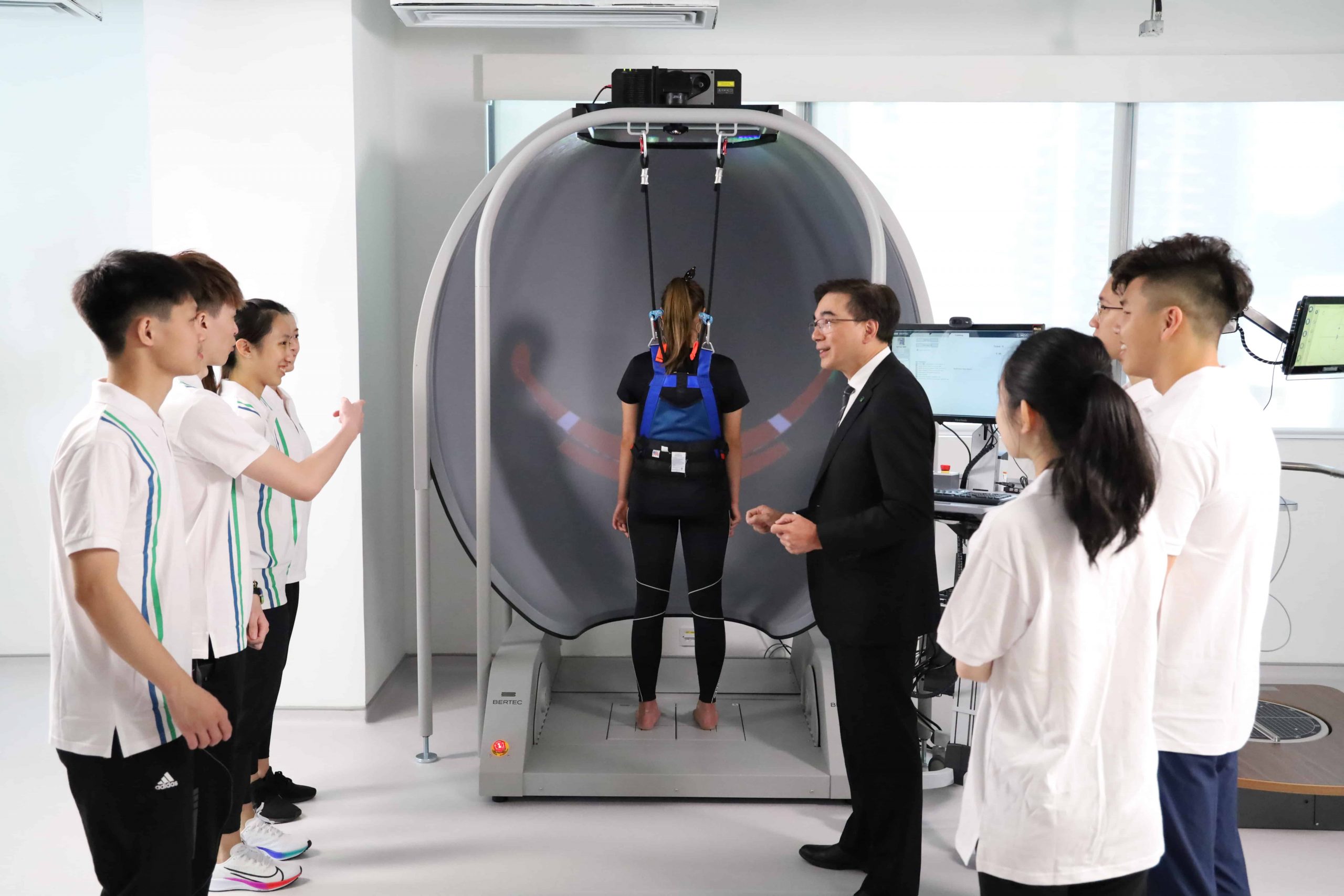 Webpage_facilities_Neurological Physio Lab OPTION1